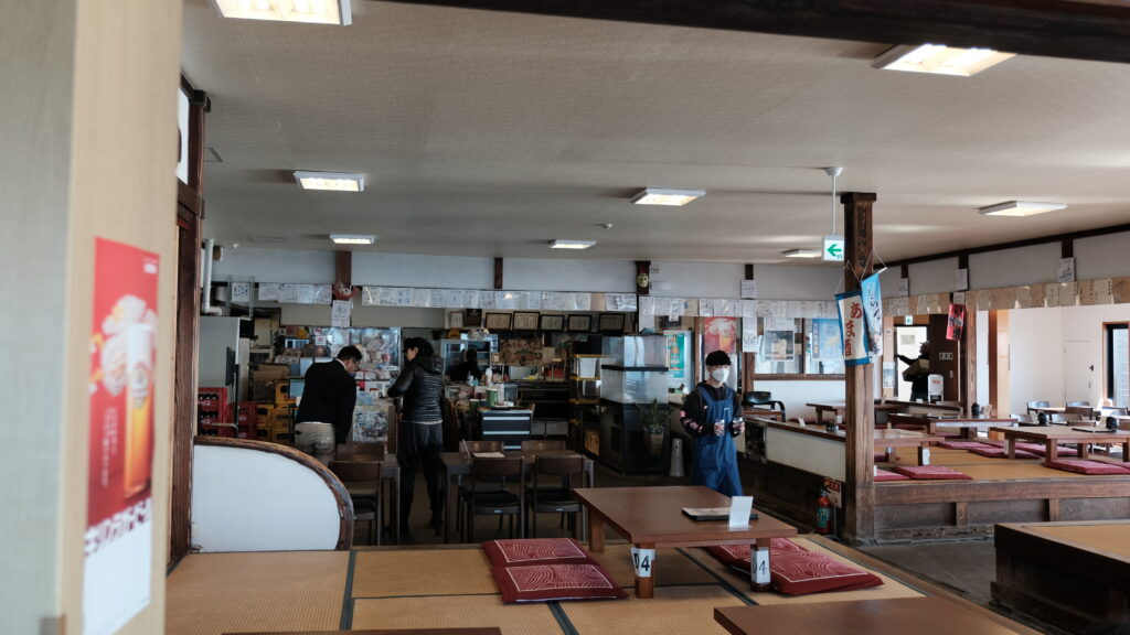 江ノ島 魚見亭の店内